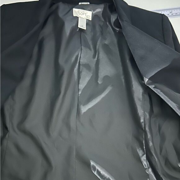 Loft Black Lined Single Button Blazer Size Small - Picture 5 of 10